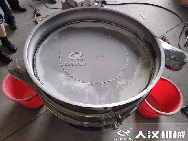 篩分過程中帶有水分的物料會影響篩分效果嗎? 篩分過程中帶有水分的物料會影響篩分效果嗎?