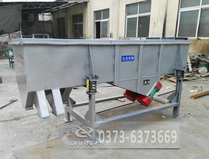 520型五層直線(xiàn)振動(dòng)篩 520型五層直線(xiàn)振動(dòng)篩